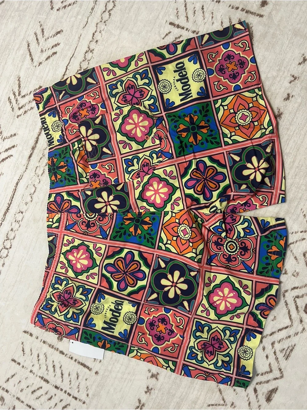 NWT Modelo Cerveza Men’s XL Swim Trunks Colorful Print Lined Board Shorts